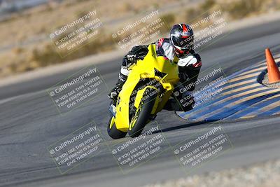 media/Jan-09-2022-SoCal Trackdays (Sun) [[2b1fec8404]]/Turn 11 (935am)/